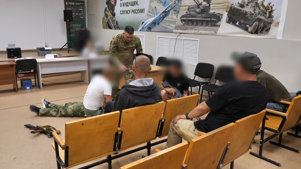 Южноуральцы встают на защиту Родины
